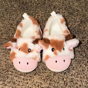 wonder nation Plush Cow Slippers in Pink, White, Brown